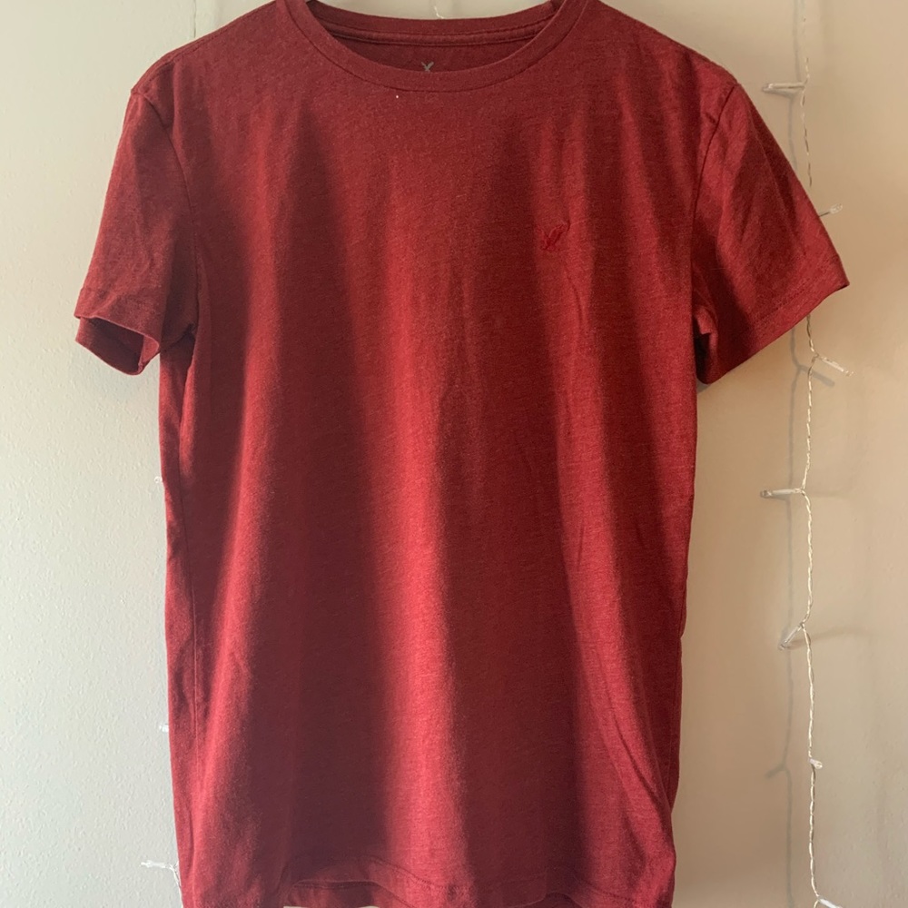 american eagle t-shirt
